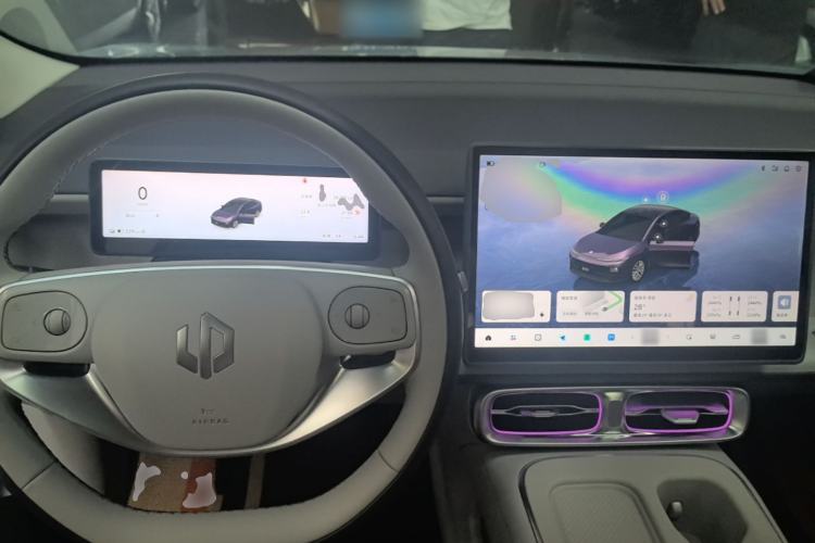 Used Leapmotor B01 2025 550 LiDAR Edition Center Console