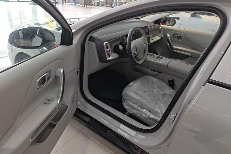 Used Leapmotor B01 2025 650 Enjoyment Edition Driver Seat