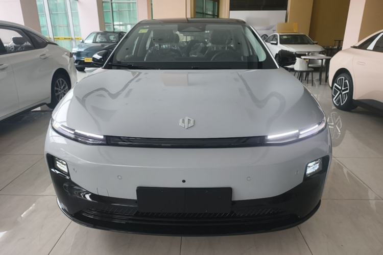 Used Leapmotor B01 2025 650 Enjoyment Edition Front