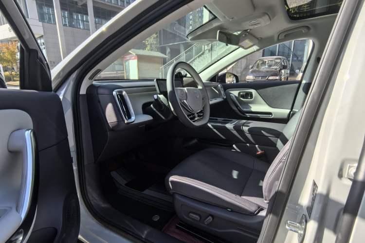 Used Leapmotor B01 2025 650 LiDAR Edition Interior 1