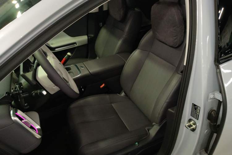 Used Leapmotor B01 2025 650 LiDAR Edition Left Front Seat