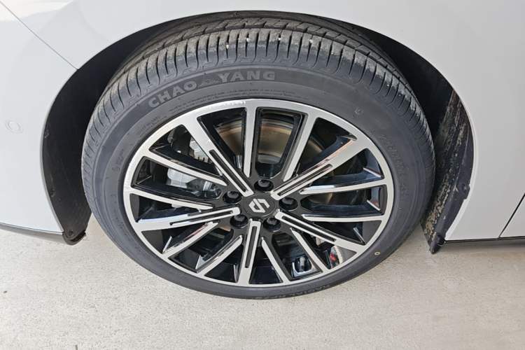 Used Leapmotor B01 2025 550 Enjoyment Edition Left Front Wheel Hub
