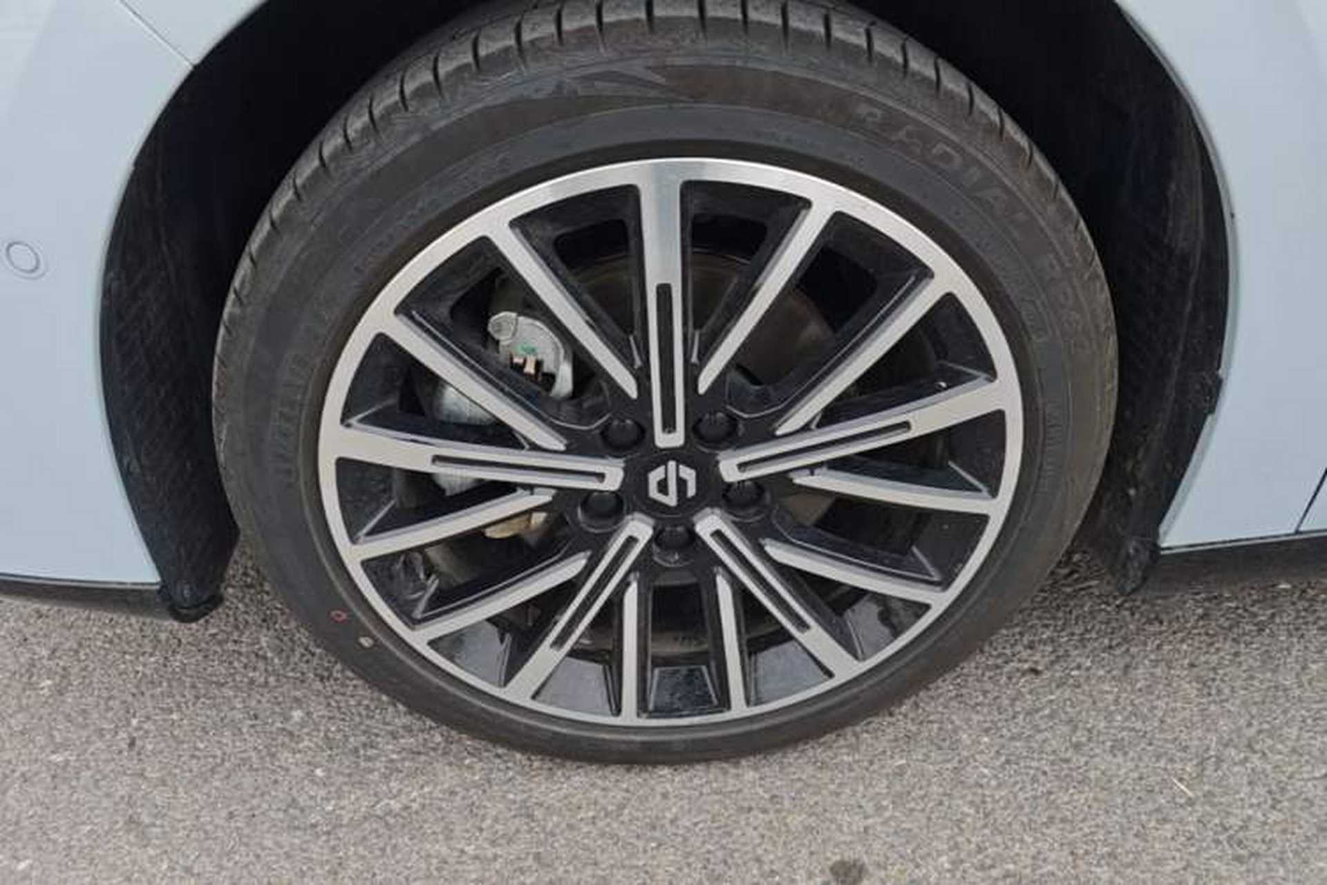 Used Leapmotor B01 2025 550 Enjoyment Edition Left Front Wheel Hub