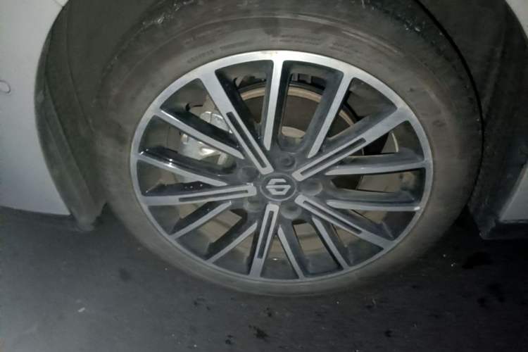 Used Leapmotor B01 2025 650 Enjoyment Edition Left Front Wheel Hub