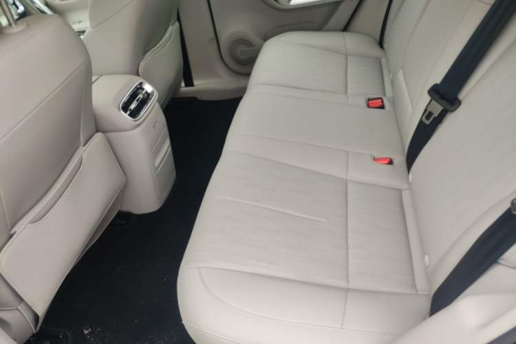 Used Leapmotor B01 2025 650 LiDAR Edition Left Rear Seat