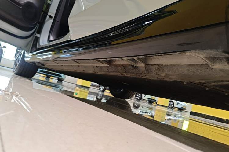 Used Leapmotor B01 2025 650 Enjoyment Edition Left Side Sill