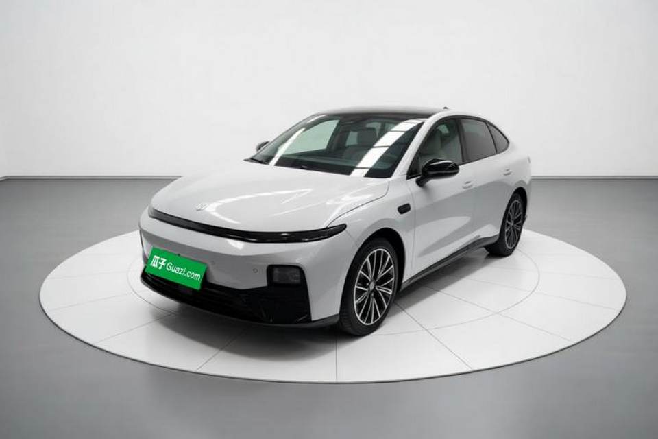 Leapmotor B01 2025