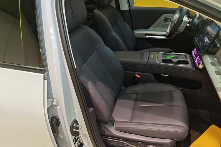Used Leapmotor B01 2025 650 Enjoyment Edition Right Front Seat