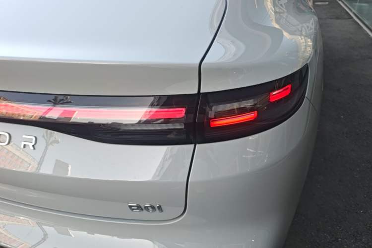 Used Leapmotor B01 2025 650 Enjoyment Edition Right Rear Taillight