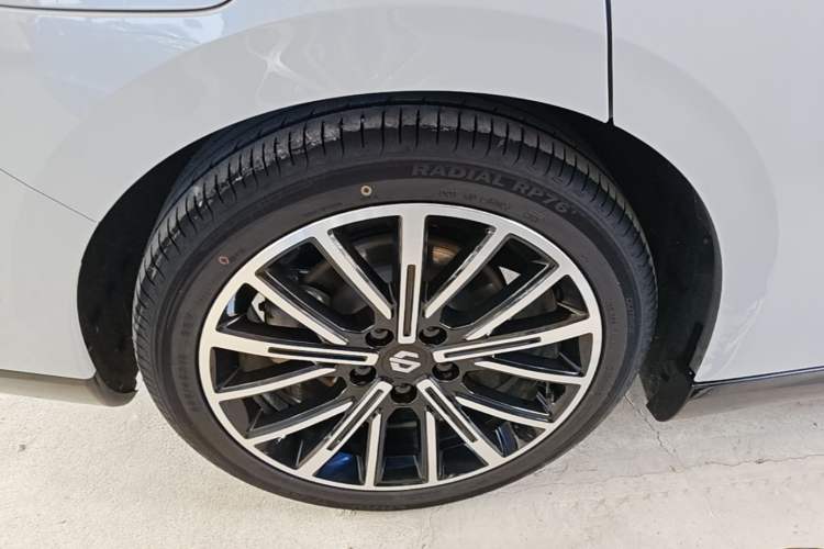 Used Leapmotor B01 2025 550 Enjoyment Edition Right Rear Wheel Hub