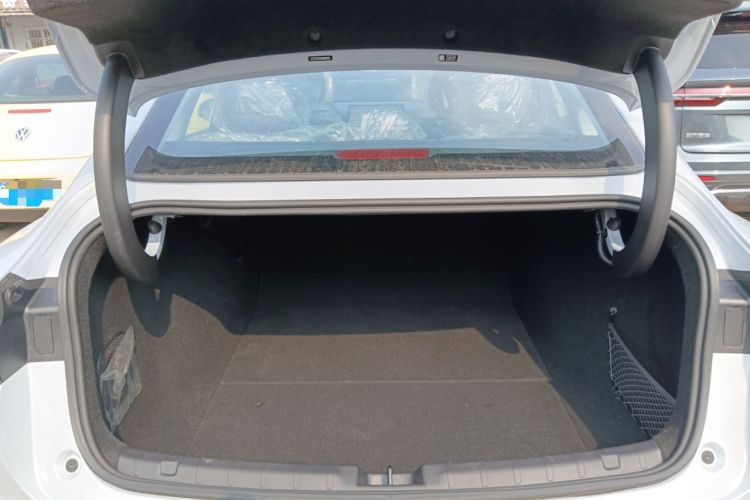 Used Leapmotor B01 2025 550 LiDAR Edition Trunk