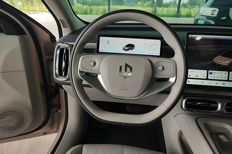 Used Leapmotor B01 2025 550 LiDAR Edition Steering Wheel