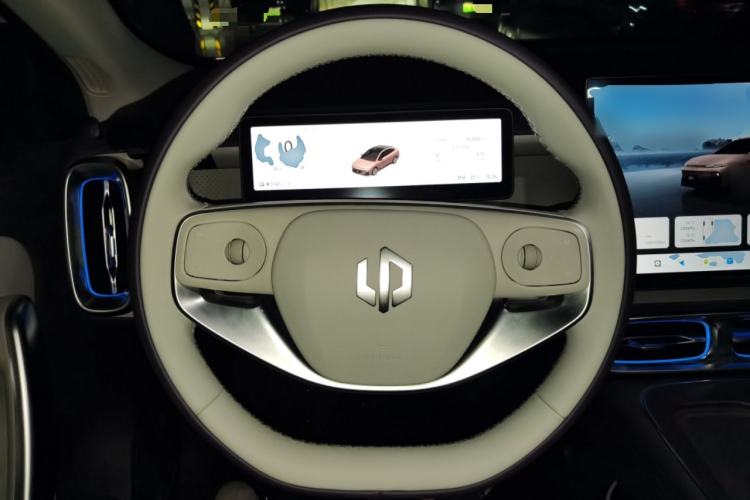 Used Leapmotor B01 2025 650 Enjoyment Edition Steering Wheel