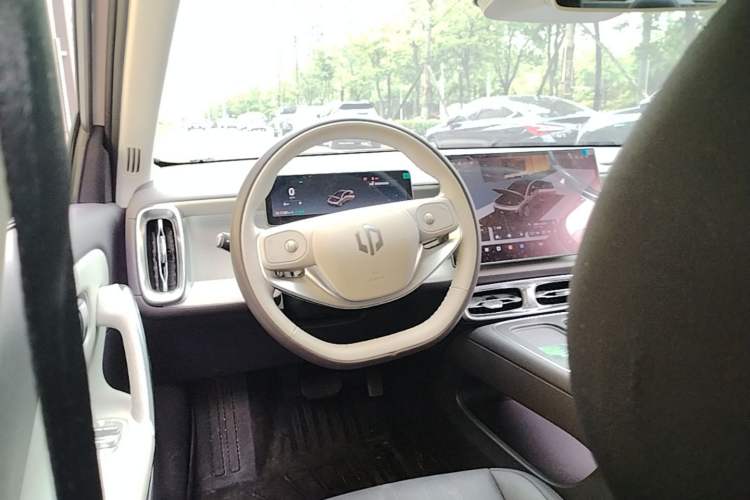 Used Leapmotor B01 2025 650 Enjoyment Edition Steering Wheel
