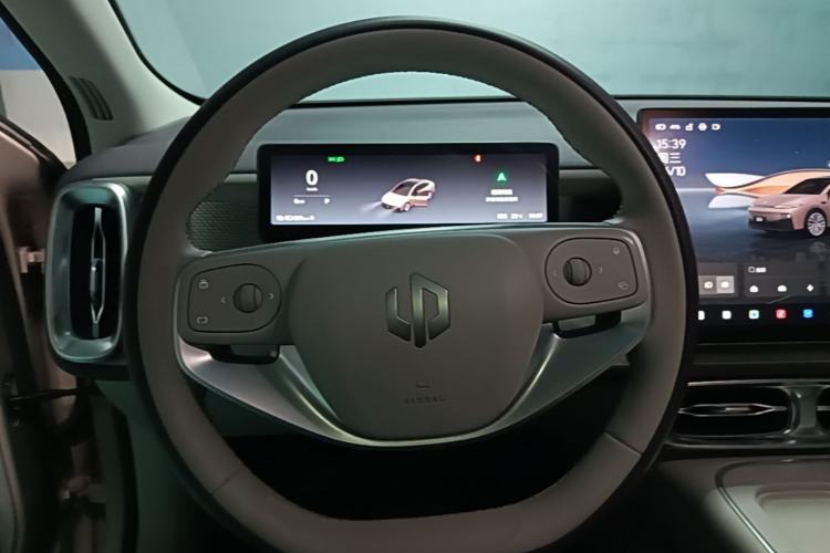 Used Leapmotor B01 2025 650 Enjoyment Edition Steering Wheel