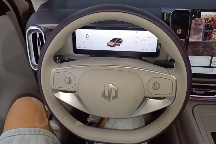 Used Leapmotor B01 2025 650 Enjoyment Edition Steering Wheel
