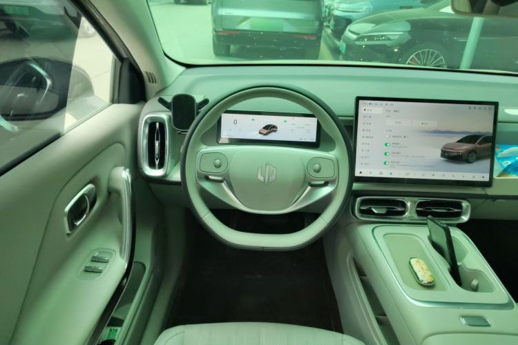 Used Leapmotor B01 2025 650 LiDAR Edition Steering Wheel