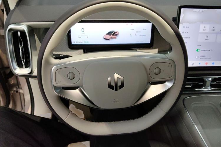 Used Leapmotor B01 2025 550 LiDAR Edition Steering Wheel