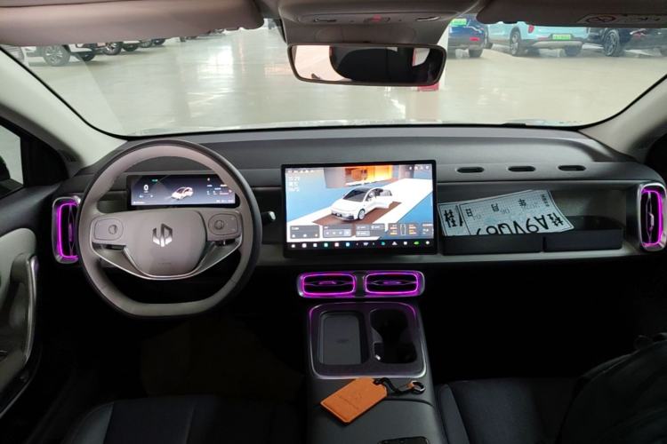 Used Leapmotor B01 2025 650 LiDAR Edition Center Console