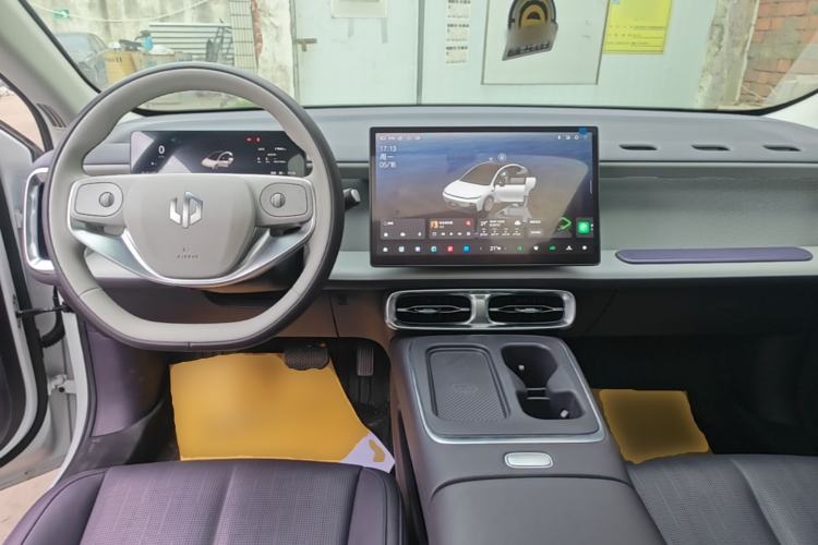 Used Leapmotor B01 2025 650 Enjoyment Edition Center Console