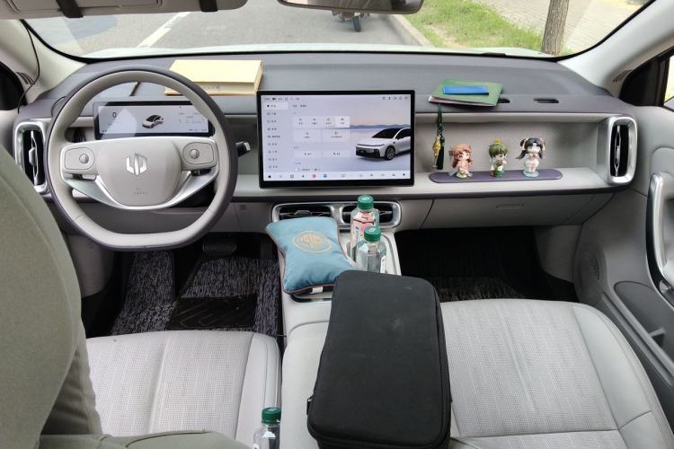 Used Leapmotor B01 2025 650 LiDAR Edition Center Console