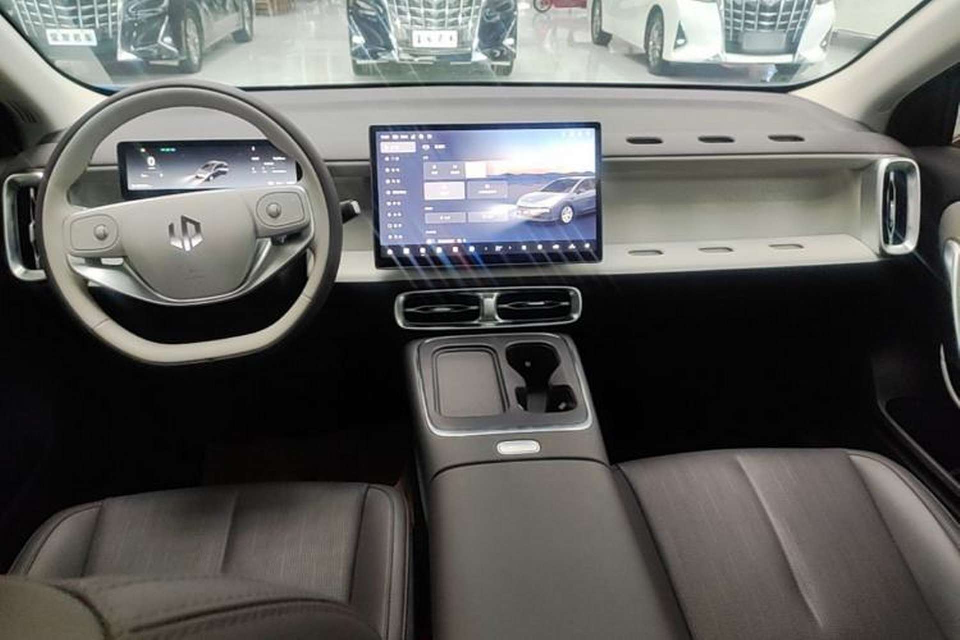 Used Leapmotor B01 2025 650 LiDAR Edition Center Console
