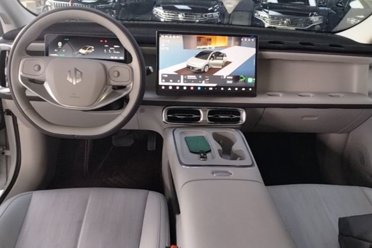 Used Leapmotor B01 2025 550 Enjoyment Edition Center Console