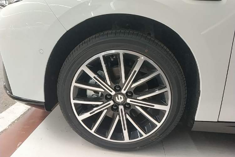 Used Leapmotor B01 2025 550 Comfort Edition Exterior 4