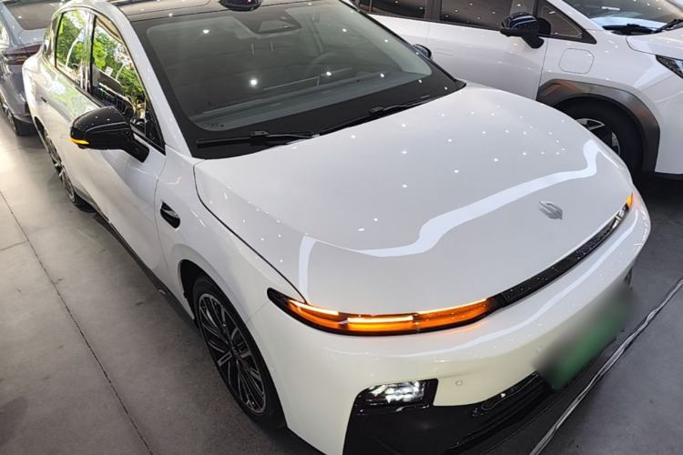 Used Leapmotor B01 2025 650 LiDAR Edition Front Right 45 Deg