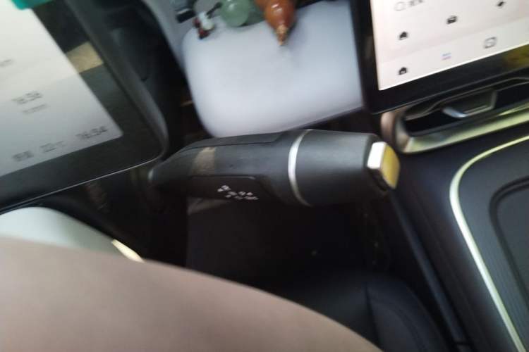 Used Leapmotor B01 2025 650 Enjoyment Edition Gear Lever