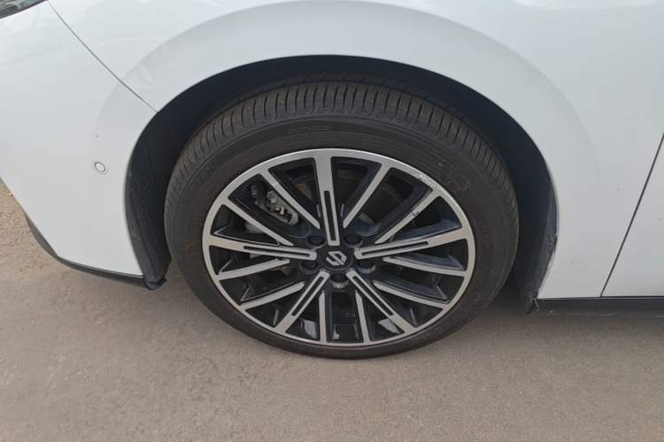 Used Leapmotor B01 2025 650 Enjoyment Edition Left Front Wheel Hub