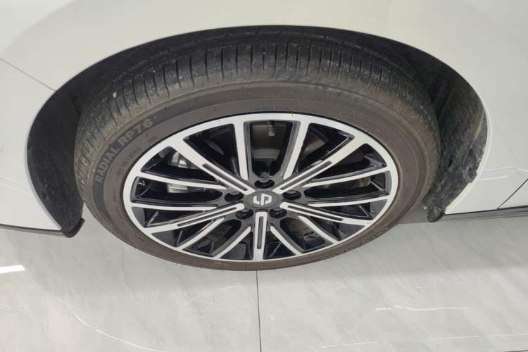 Used Leapmotor B01 2025 550 Comfort Edition Left Front Wheel Hub