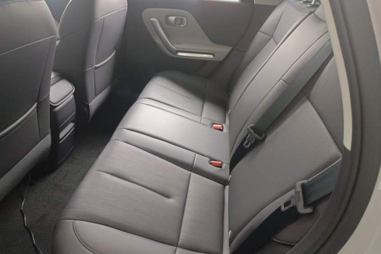 Used Leapmotor B01 2025 550 Comfort Edition Left Rear Seat