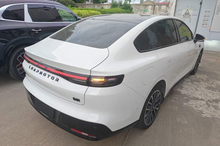 Used Leapmotor B01 2025 650 Enjoyment Edition Rear Right 45 Deg
