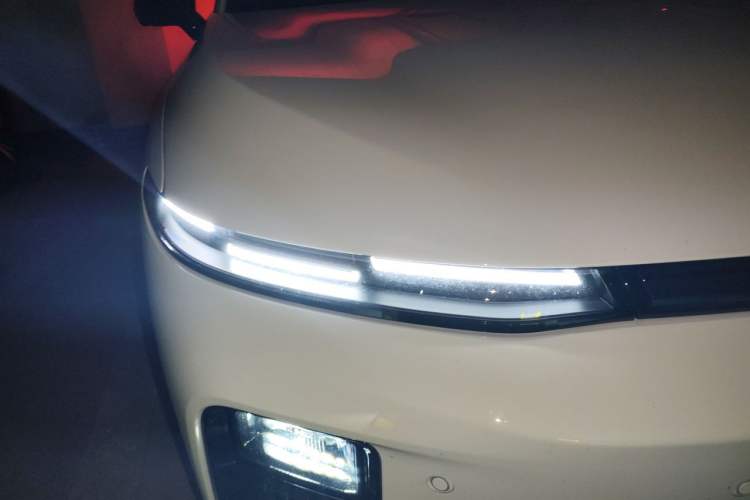Used Leapmotor B01 2025 650 LiDAR Edition Right Front Headlight