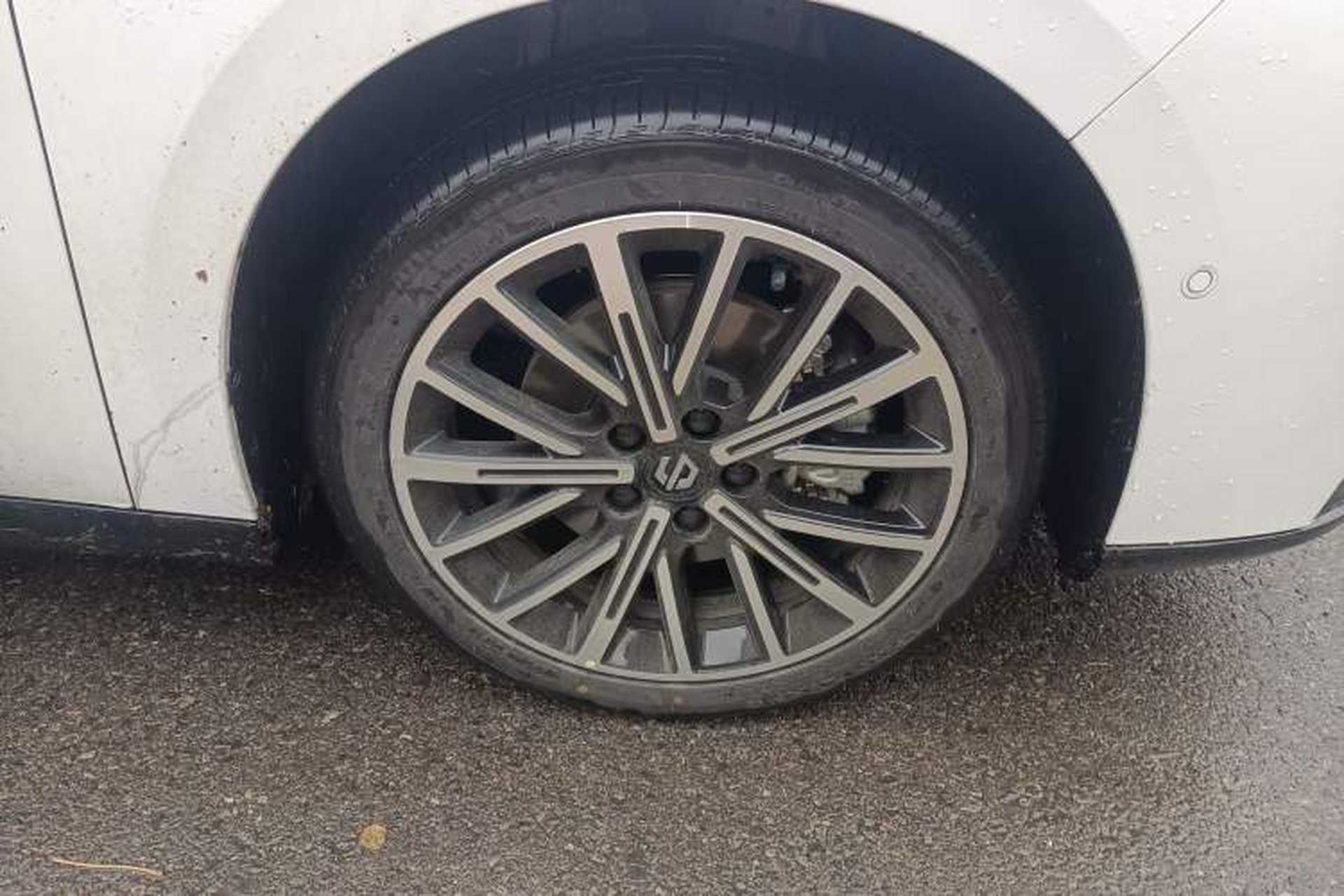 Used Leapmotor B01 2025 650 Enjoyment Edition Right Front Wheel Hub