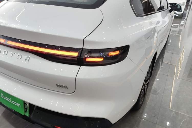 Used Leapmotor B01 2025 550 Enjoyment Edition Right Rear Taillight