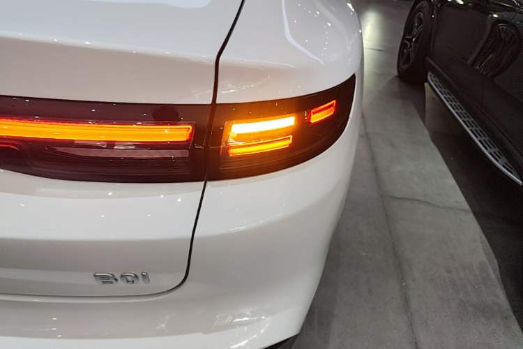 Used Leapmotor B01 2025 650 LiDAR Edition Right Rear Taillight