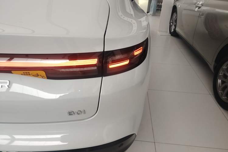 Used Leapmotor B01 2025 650 Enjoyment Edition Right Rear Taillight