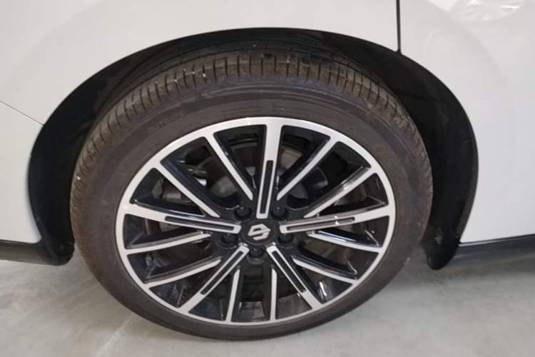 Used Leapmotor B01 2025 550 Enjoyment Edition Right Rear Wheel Hub