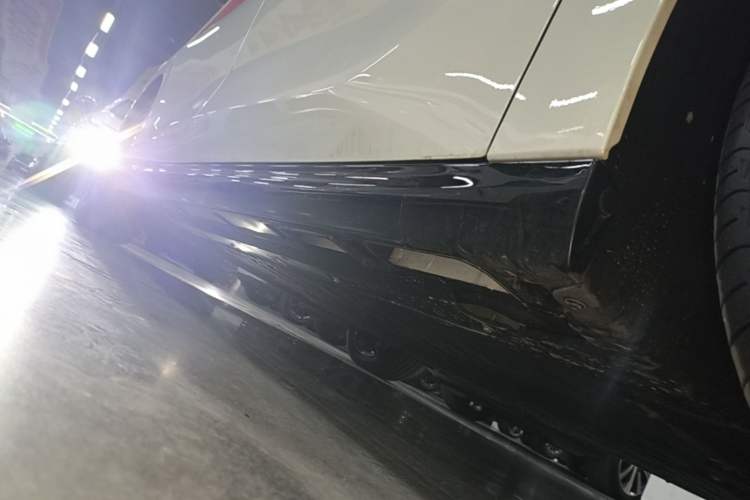 Used Leapmotor B01 2025 550 Comfort Edition Right Side Sill
