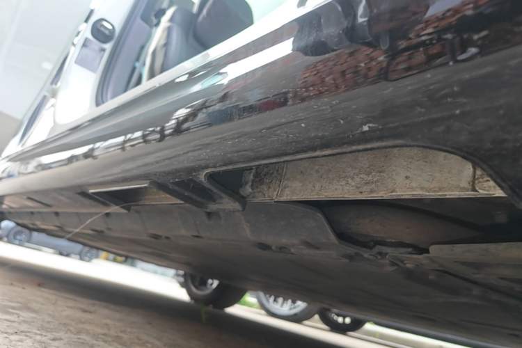 Used Leapmotor B01 2025 650 Enjoyment Edition Right Side Sill