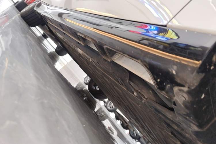 Used Leapmotor B01 2025 550 Enjoyment Edition Right Side Sill