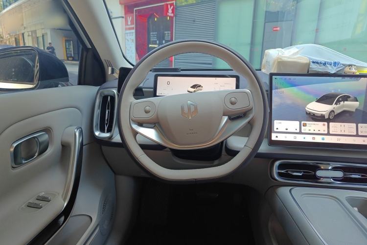 Used Leapmotor B01 2025 650 Enjoyment Edition Steering Wheel