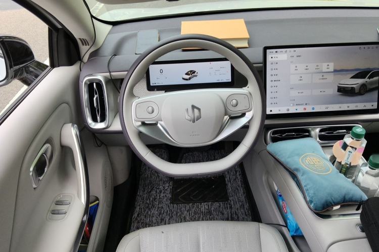 Used Leapmotor B01 2025 650 LiDAR Edition Steering Wheel