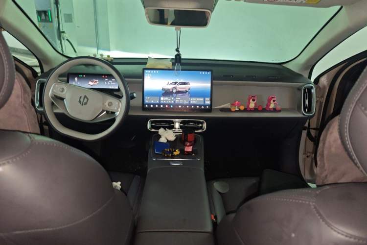 Used Leapmotor B01 2025 550 LiDAR Edition Center Console