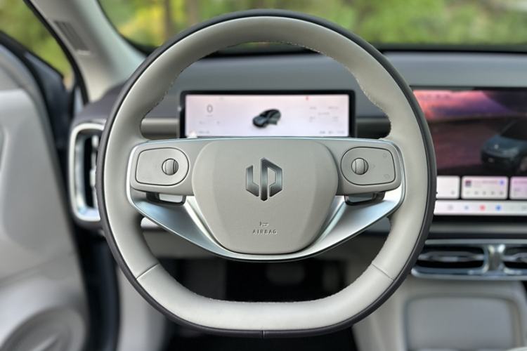 Used Leapmotor B10 2025 510 Joyful Edition Interior 8