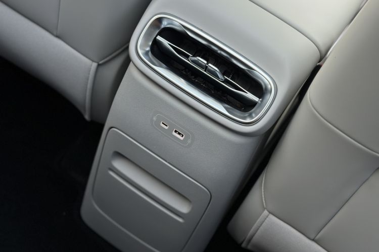 Used Leapmotor B10 2025 510 Joyful Edition Interior 9