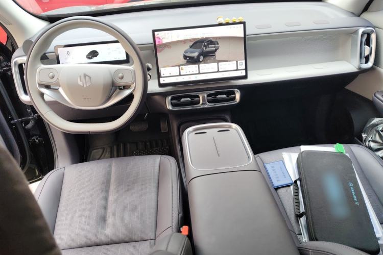 Used Leapmotor B10 2025 510 Joyful Edition Center Console