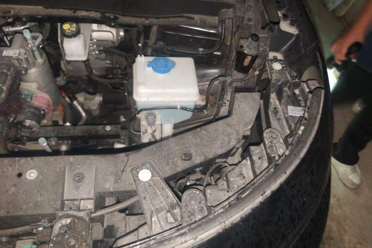 Used Leapmotor B10 2025 510 Joyful Edition Engine Bay Left
